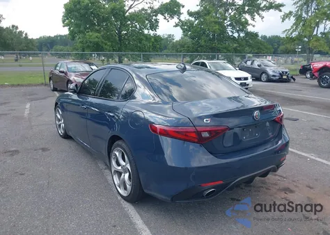 2019 Alfa Romeo Giulia Ti Sport Awd from USA, damaged, VIN ZARFANBN5K7620999